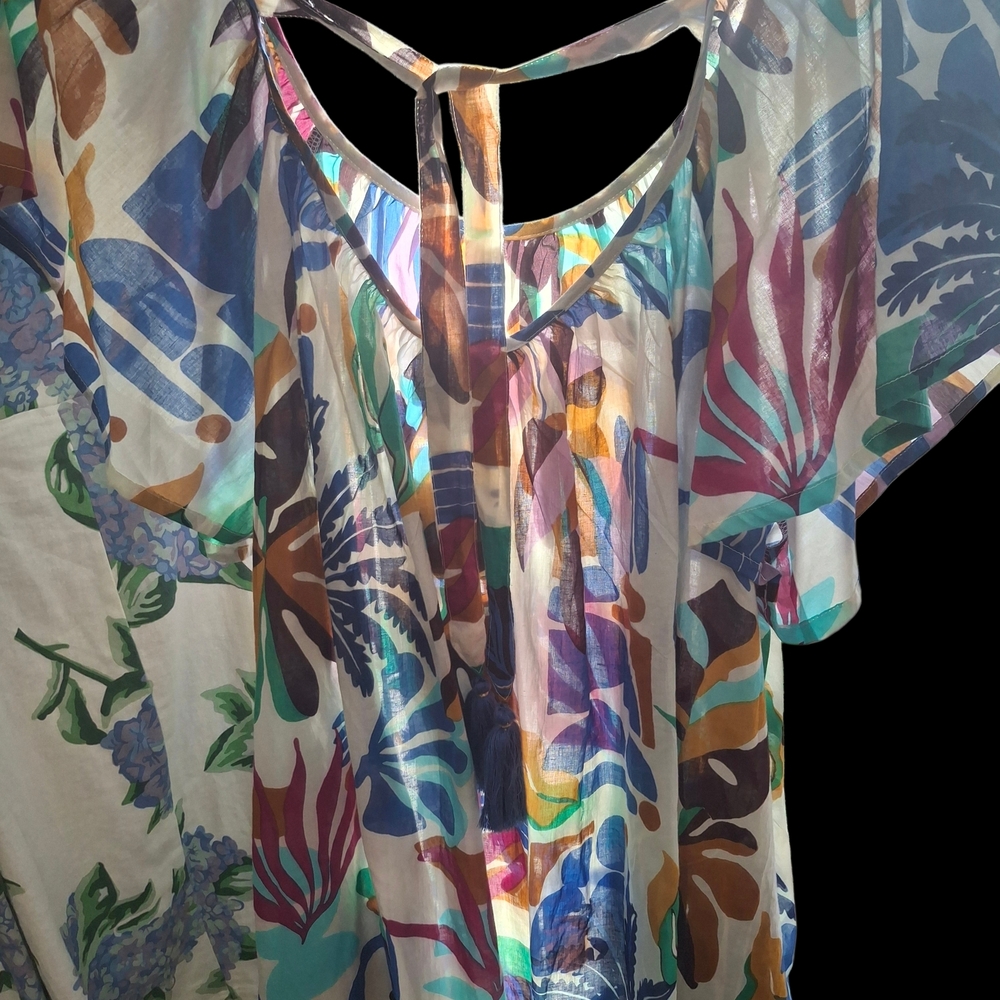 Colorful Women's Top - Picture 4 of 4
